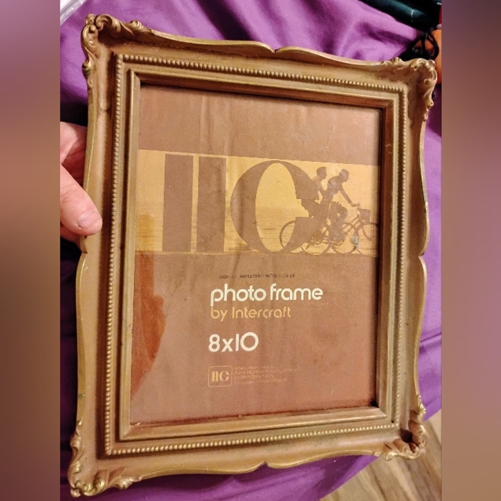Vintage Ornate 8 x 10 Picture Frame